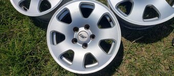 Alu kola 5x112 R15 Audi - 5