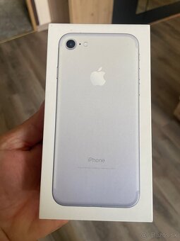 Predám iPhone 7 128 gb - 5