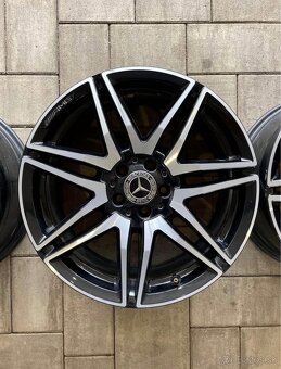 Mercedes AMG V-Class R19 orig. - 5