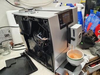 Oprava a servis kávovarov DeLonghi Bytča a okolie - 5
