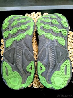 ZNÍŽENÁ CENA Predám bežecké tenisky HOKA - 5