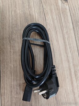 Corsair RM750 - 5