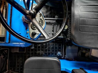 Gumová rohož Zetor 5511, 5611, 5711, 5745, 6711, 6745 ,6911. - 5