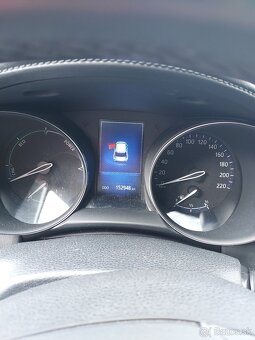 Toyota CHR Hybrid, r. 2019 - 5
