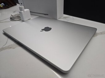 Macbook Air 13 M3 - 256GB - 2024- Záruka - 5