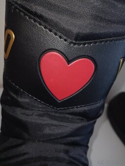 LOVE MOSCHINO SNEHULE - 5