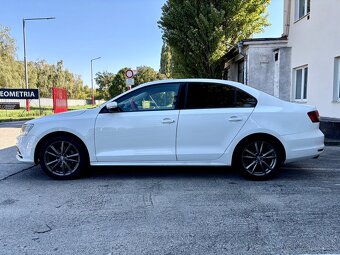 Volkswagen Jetta 2017-Facelift - 5