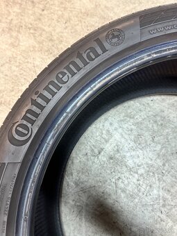 275/35R20 - 5