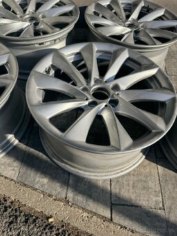 BMW F30/F31 R18 Modern Line Turbine Styling originál disky - 5