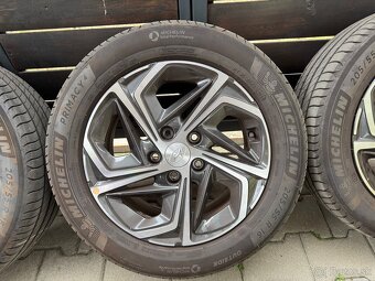 Original letná sada Hyundai i30 5x114,3 R16 205/55 R16 - 5