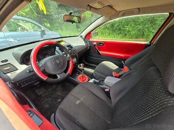 Predám Renault megane - 5