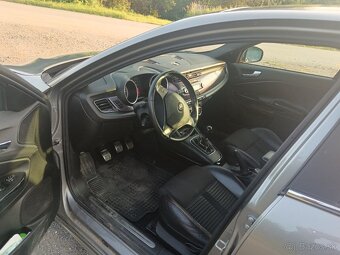 Alfa romeo giulietta 1.6jtd - 5