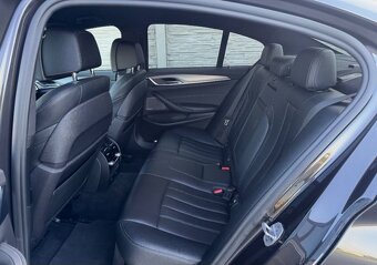 BMW Rad5 M550I Xdrive 4.4l V8 Biturbo 462 PS - 5