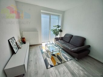 PRENÁJOM  Bánovce nad Bebravou  / 1 IZBOVÝ VEĽKOMETRÁŽNY BYT - 5