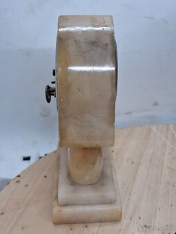 Predám funkčné mramorové stolové hodiny 20te roky 42 € - 5