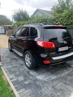 Hyundai Santa Fe - 5