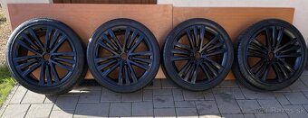 SIRIUS schwarz orig.skoda Superb 3V 5x112 8j x19 ET 44 V - 5
