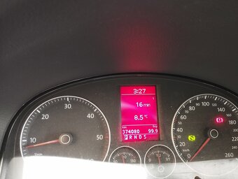 Volkswagen Touran 2.0 TDI, 103 kW. r.v. 2005 - 5