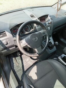 Predám Opel Zafira 1.9cdti - 5