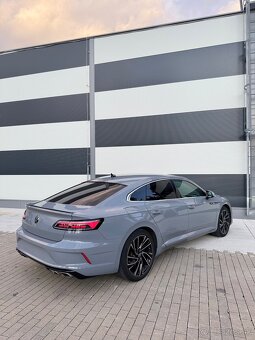 Volkswagen Arteon R 2.0 TSi DSG 4x4 -235 kW - 5