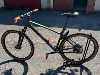 Predám Trek Marlin 8 2023 XL v zachovalom stave - 5