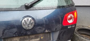 Predám kufrove dvere vw touran passat b6 b7 - 5