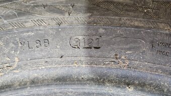 Zimne pneumatiky 245/50 r19 105V nokian - 5