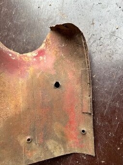 Predám vrchná časť prsíčiek, prsíčka JAWA pionýr 555 550 - 5