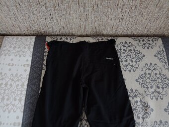 Nové dámske zateplené softshellove nohavice veľ.44 - 5