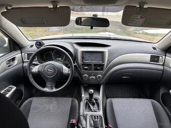 Subaru impreza R 2.0 - 5