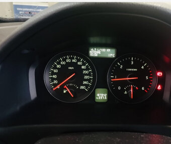 VOLVO C30 1.6D Kinetic, SK ŠPZ 12.mes.záruka, - 5