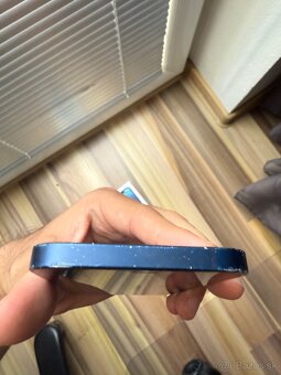 iPhone 12 - 5