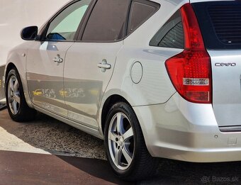 Kia Cee´d SW 1.6 CRDi VGT LX ISG - 5