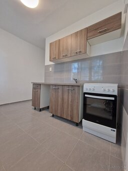 2-izbový byt s balkónom blízko centra, Topoľčany - 5