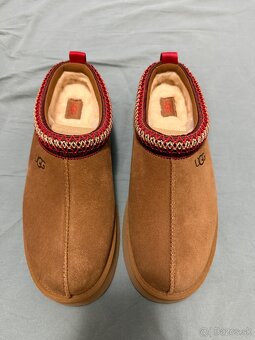 UGG Tazz II - 5