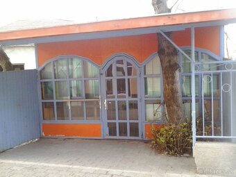 SURNE PREDAM PREDAJNY STANOK... - 5