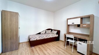 NEWCASTLE⏐PRENÁJOM 3 izbový byt s balkónom (80m2) - 5