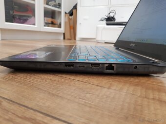 MSI CYBORG 15 A12U - i5-12450H / RTX 3050 / 16GB RAM - 5