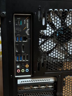 Ryzen 9 5900X / 64GB RAM / 1TB M2 SSD / RTX 3070 8GB - 5