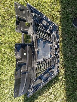 predam maska grill na Nissan Qashqai 62310HV00 - 5