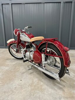 Jawa 250 pérák - 5