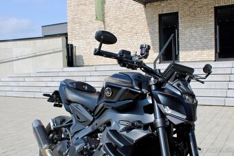 Yamaha mt 09 - 5
