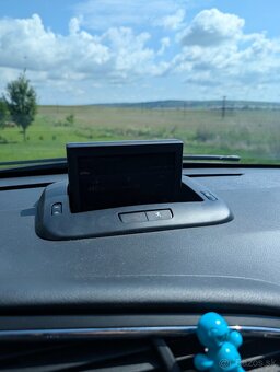 Peugeot 3008 1,6 HDi - 5