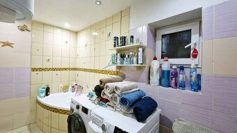 Rozsiahla nehnuteľnosť so zabehnutým výnosným podnikaním – n - 5