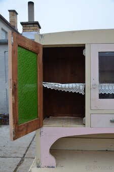 Predám kredenc v dobrom stave - 5