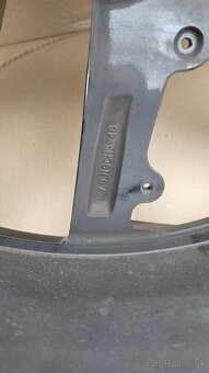 DS 7 elektrony EDINBURGH 19" - 5