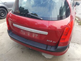 Rozpredám Peugot 308sw 1.6hdi  2010 - 5