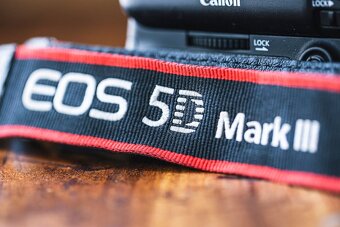 Canon EOS 5D Mark III - 5