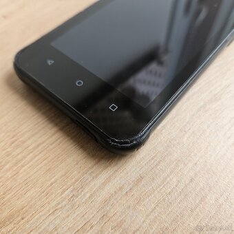 Mobilny telefon EVOLVEO StrongPhone G2 + darceky - 5
