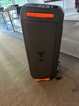 Predám reproduktor JBL partybox 710 - 5